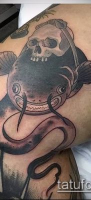 фото тату сом (catfish tattoo) (значение) — пример рисунка — 056 tatufoto.com