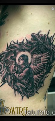 фото тату терновник (значение) — пример интересного рисунка тату — 056 tatufoto.com