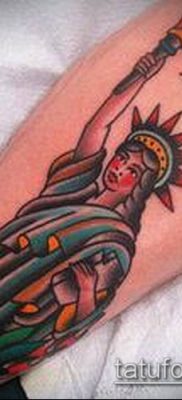 фото ТАТУ СТАТУЯ СВОБОДЫ (Tattoo) (значение) — пример рисунка — 032 tatufoto.com
