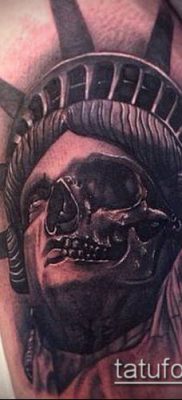 фото ТАТУ СТАТУЯ СВОБОДЫ (Tattoo) (значение) — пример рисунка — 064 tatufoto.com