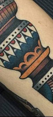ТАТУИРОВКА ФАКЕЛ №765 — интересный вариант рисунка, который легко можно использовать для переделки и нанесения как татуировка факел в колючей проволоке