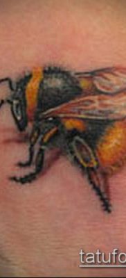 ТАТУИРОВКА ШМЕЛЬ №199 — интересный вариант рисунка, который хорошо можно использовать для переделки и нанесения как татуировка шмель