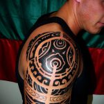 ЭТНИЧЕСКИЕ ТАТУИРОВКИ №255 - интересный вариант рисунка, который успешно можно использовать для переработки и нанесения как этнические татуировки обозначающие силу