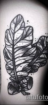 дубовые листья тату №997 — достойный вариант рисунка, который хорошо можно использовать для переработки и нанесения как дубовые листья тату хной
