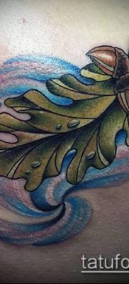 дубовые листья тату №28 — крутой вариант рисунка, который удачно можно использовать для переделки и нанесения как дубовые листья тату на