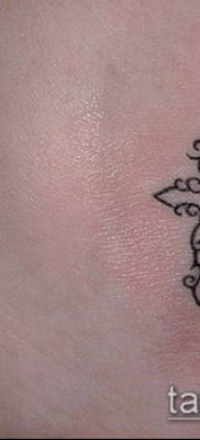 фото латинский крест тату (Tattoo) (значение) — пример рисунка — 029 tatufoto.com