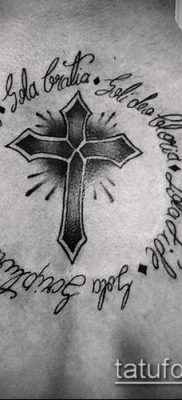 фото латинский крест тату (Tattoo) (значение) — пример рисунка — 031 tatufoto.com