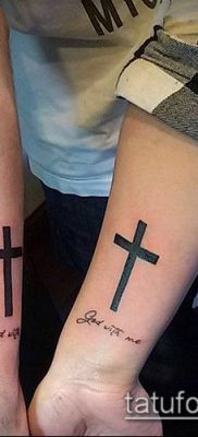 фото латинский крест тату (Tattoo) (значение) — пример рисунка — 038 tatufoto.com