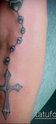 фото латинский крест тату (Tattoo) (значение) — пример рисунка — 045 tatufoto.com