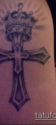 фото латинский крест тату (Tattoo) (значение) — пример рисунка — 062 tatufoto.com