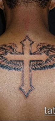 латинский крест тату №940 — крутой вариант рисунка, который хорошо можно использовать для переделки и нанесения как латинский крест тату на запястье