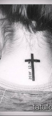 латинский крест тату №468 — прикольный вариант рисунка, который удачно можно использовать для доработки и нанесения как латинский крест тату на плече