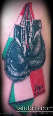 фото тату боксерские перчатки (Tattoo) (значение) — пример рисунка — 015 tatufoto.com