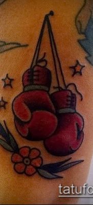фото тату боксерские перчатки (Tattoo) (значение) — пример рисунка — 017 tatufoto.com