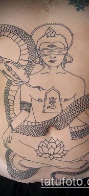 тату буддийские №895 — крутой вариант рисунка, который успешно можно использовать для переделки и нанесения как тату буддийская мандала
