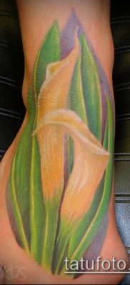 тату каллы №416 — крутой вариант рисунка, который успешно можно использовать для переделки и нанесения как тату каллы акварелью