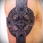 тату кельтика №112 - интересный вариант рисунка, который хорошо можно использовать для переработки и нанесения как тату кельтский крест