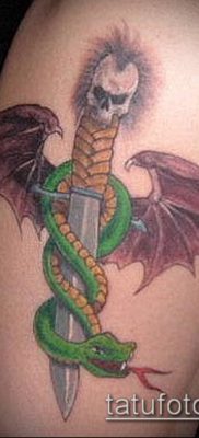 тату меч и змея №337 — уникальный вариант рисунка, который легко можно использовать для преобразования и нанесения как Tattoo sword and snake