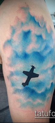 тату облака №364 — уникальный вариант рисунка, который хорошо можно использовать для преобразования и нанесения как тату облака и звезды