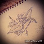 тату оригами №615 - классный вариант рисунка, который успешно можно использовать для доработки и нанесения как тату оригами журавлик