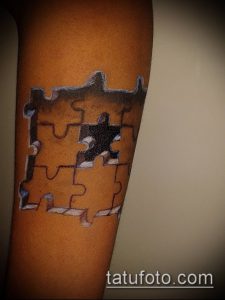 тату пазл №232 - крутой вариант рисунка, который успешно можно использовать для доработки и нанесения как тату пазл с сердцем
