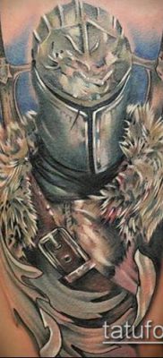тату рыцарь №218 — крутой вариант рисунка, который удачно можно использовать для переделки и нанесения как тату рыцарь реализм