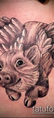 тату свинья №410 — уникальный вариант рисунка, который удачно можно использовать для доработки и нанесения как Pig tattoo