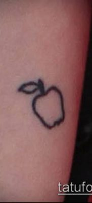 фото тату яблоко (apple tattoo) (значение) — пример рисунка — 011 tatufoto.com