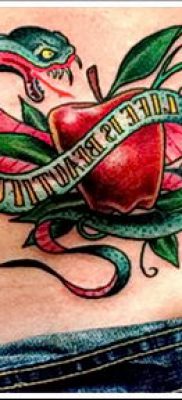фото тату яблоко (apple tattoo) (значение) — пример рисунка — 013 tatufoto.com