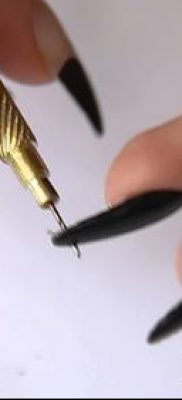 Фото Пирсинг ногтей (Nail Piercing) (значение) — пример рисунка — 039 tatufoto.com