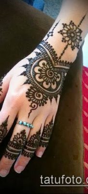 Фото Чем рисуют мехенди (Tattoo) (значение) — пример рисунка — 030 tatufoto.com