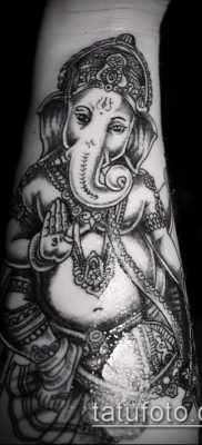 Фото индийские тат (India tattoos) (значение) — пример рисунка — 079 tatufoto.com