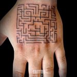 Фото тату лабиринт рисунок (Tattoo labyrin) (значение) - пример рисунка - 047 tatufoto.com