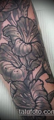 Фото тату гладиолус — пример рисунка — 30052017 — пример — 052 Tattoo gladiolus