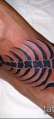 Фото тату скелет рыбы — пример рисунка — 30052017 — пример — 023 Fish skeleton tattoo