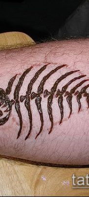 Фото тату скелет рыбы — пример рисунка — 30052017 — пример — 072 Fish skeleton tattoo