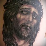 Фото тату Иисуса Христа №304 - эксклюзивный вариант рисунка, который удачно можно использовать для доработки и нанесения как тату иисуса христа на боку