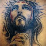 Фото тату Иисуса Христа №111 - классный вариант рисунка, который успешно можно использовать для переработки и нанесения как тату иисуса христа на груди