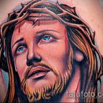 Фото тату Иисуса Христа №5 - крутой вариант рисунка, который хорошо можно использовать для преобразования и нанесения как тату иисуса христа на боку