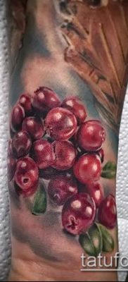 Фото тату виноград — 20062017 — пример — 080 Tattoo grapes_tatufoto.com