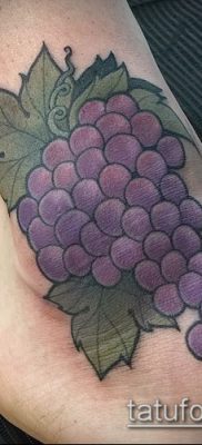 Фото тату виноград — 20062017 — пример — 086 Tattoo grapes_tatufoto.com