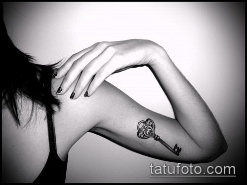 Фото тату ключ и замок — 07062017 — пример — 150 Photos tattoo key and lock._169