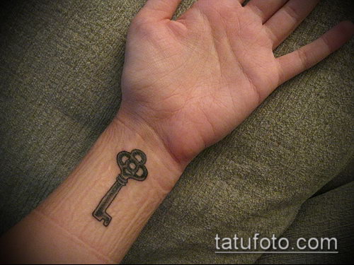 Фото тату ключ и замок — 07062017 — пример — 164 Photos tattoo key and lock._279
