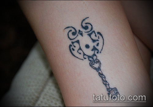 Фото тату ключ и замок — 07062017 — пример — 204 Photos tattoo key and lock