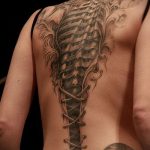 тату на спине №451 - эксклюзивный вариант рисунка, который легко можно использовать для переработки и нанесения как тату на спине женское