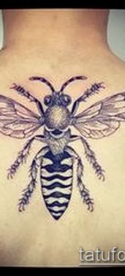 Фото тату оса насекомое — мехенди — 12062017 — пример — 001 Tatu wasp insect