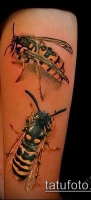 Фото тату оса насекомое — мехенди — 12062017 — пример — 019 Tatu wasp insect