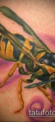 Фото тату оса насекомое — мехенди — 12062017 — пример — 029 Tatu wasp insect