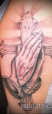 Фото тату руки молитва — 12062017 — пример — 116 Tattoo hands prayer