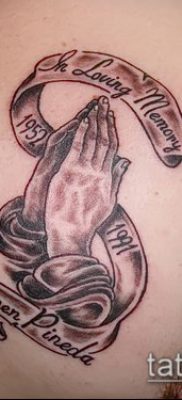 Фото тату руки молитва — 12062017 — пример — 120 Tattoo hands prayer